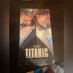 Titanic vhs